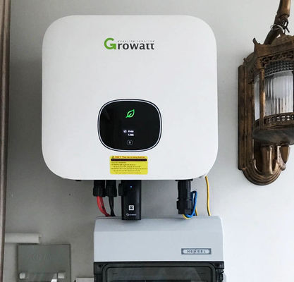 Growatt MOD 10000TL3-X Solarumrichter Drei-Phasen-Ausgang mit IP66 und MPPT-Effizienz