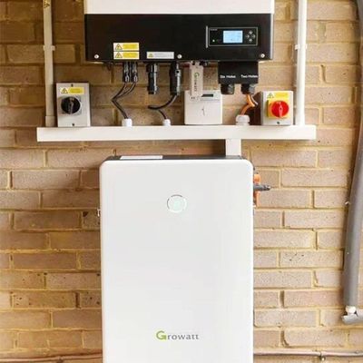Zyklusdauer 6000 95% DoD GBLI6532 Growatt-Lithiumbatterie mit eingebautem BMS-Schutz