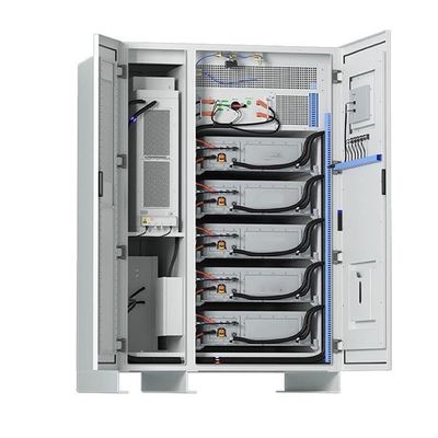 Solarkraftwerk mit hochentwickelter Kühltechnologie und 100 kWh Kapazität