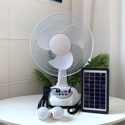 Beliebter 12 Zoll Solar-Tischventilator mit Panel und LED-Licht